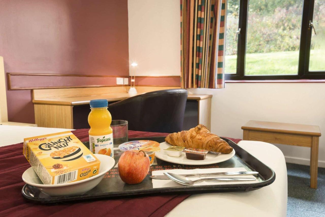 Days Inn Hotel Bradford - Leeds Brighouse Eksteriør billede