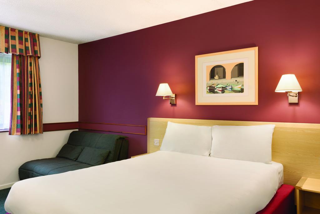 Days Inn Hotel Bradford - Leeds Brighouse Værelse billede